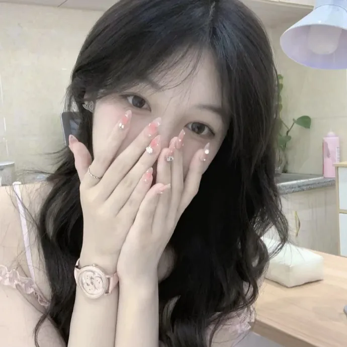 出狱后大佬妈咪飒爆全球